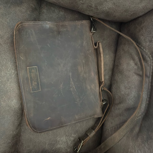 Portland Leather Brown Leather Messenger Bag - Picture 1 of 4